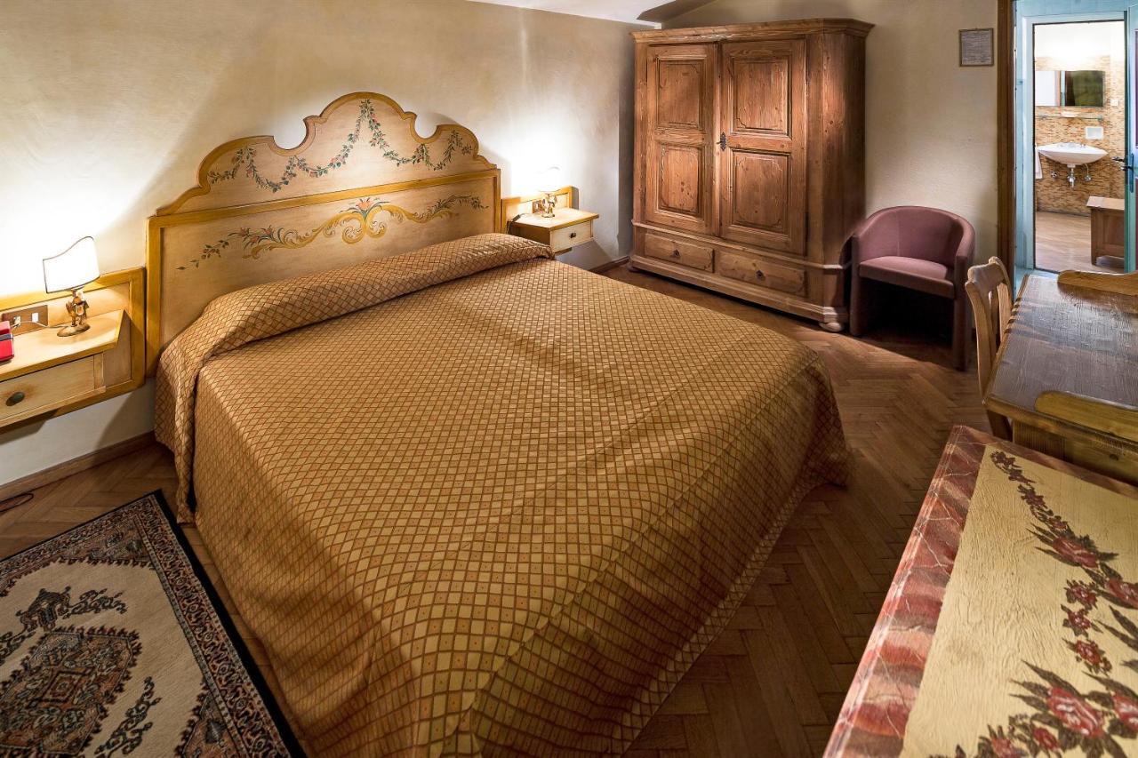 Hotel Corona Cortina dʼAmpezzo Zewnętrze zdjęcie