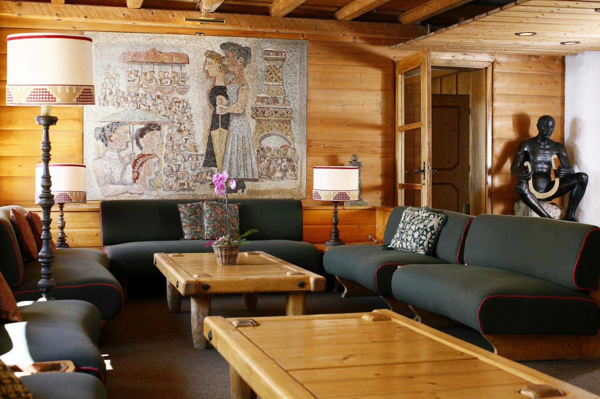 Hotel Corona Cortina dʼAmpezzo Zewnętrze zdjęcie