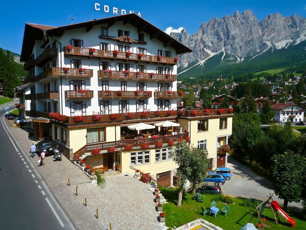 Hotel Corona Cortina dʼAmpezzo Zewnętrze zdjęcie